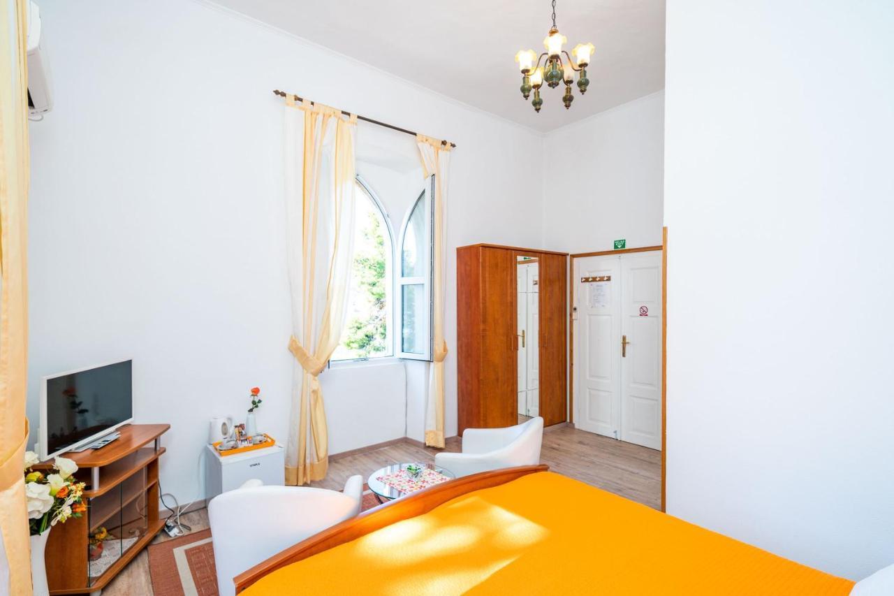 Pensión House Boninovo (adults Only)